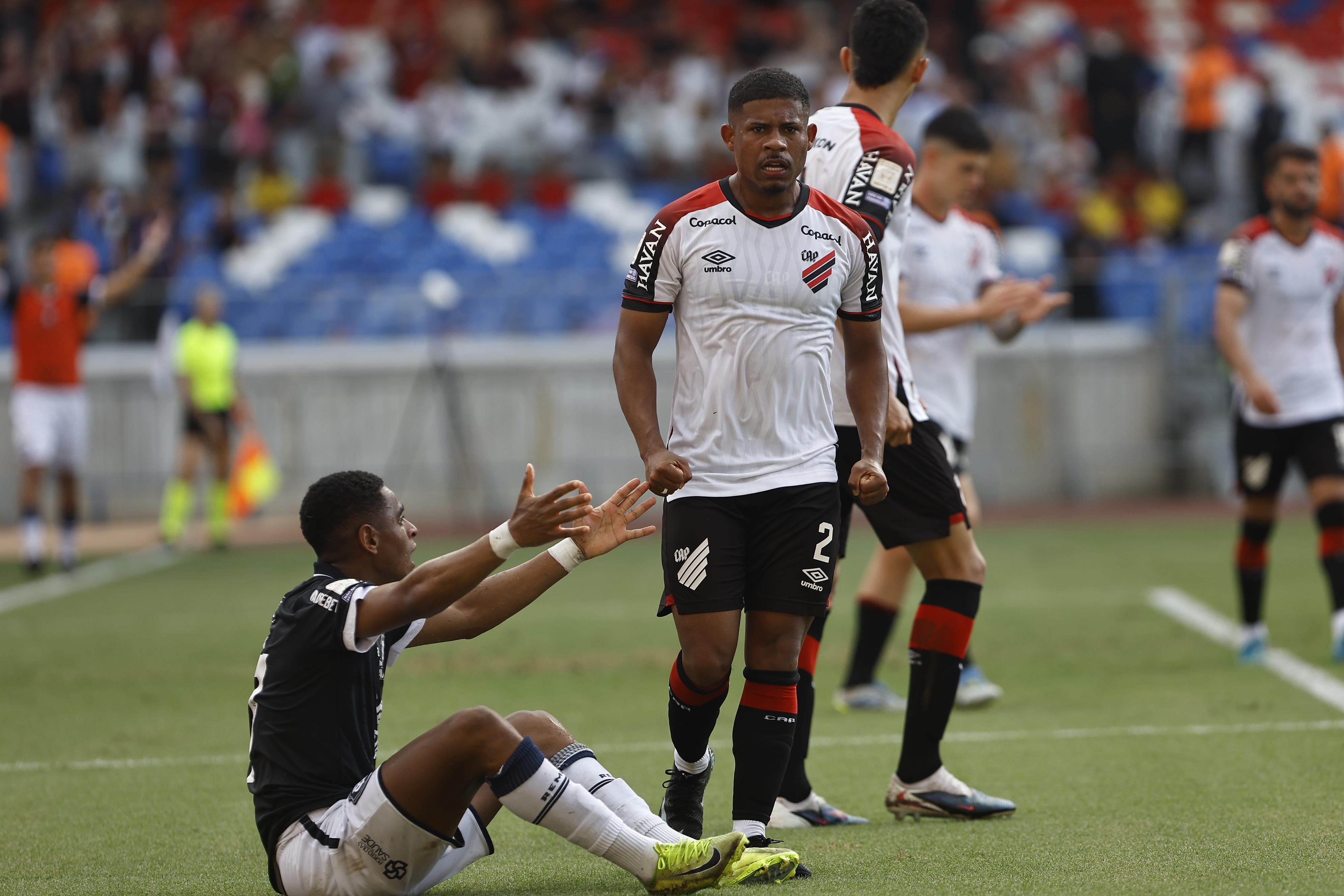 Remo: STJD pune Jajá com apenas um jogo de suspensão após expulsão por gesto obsceno