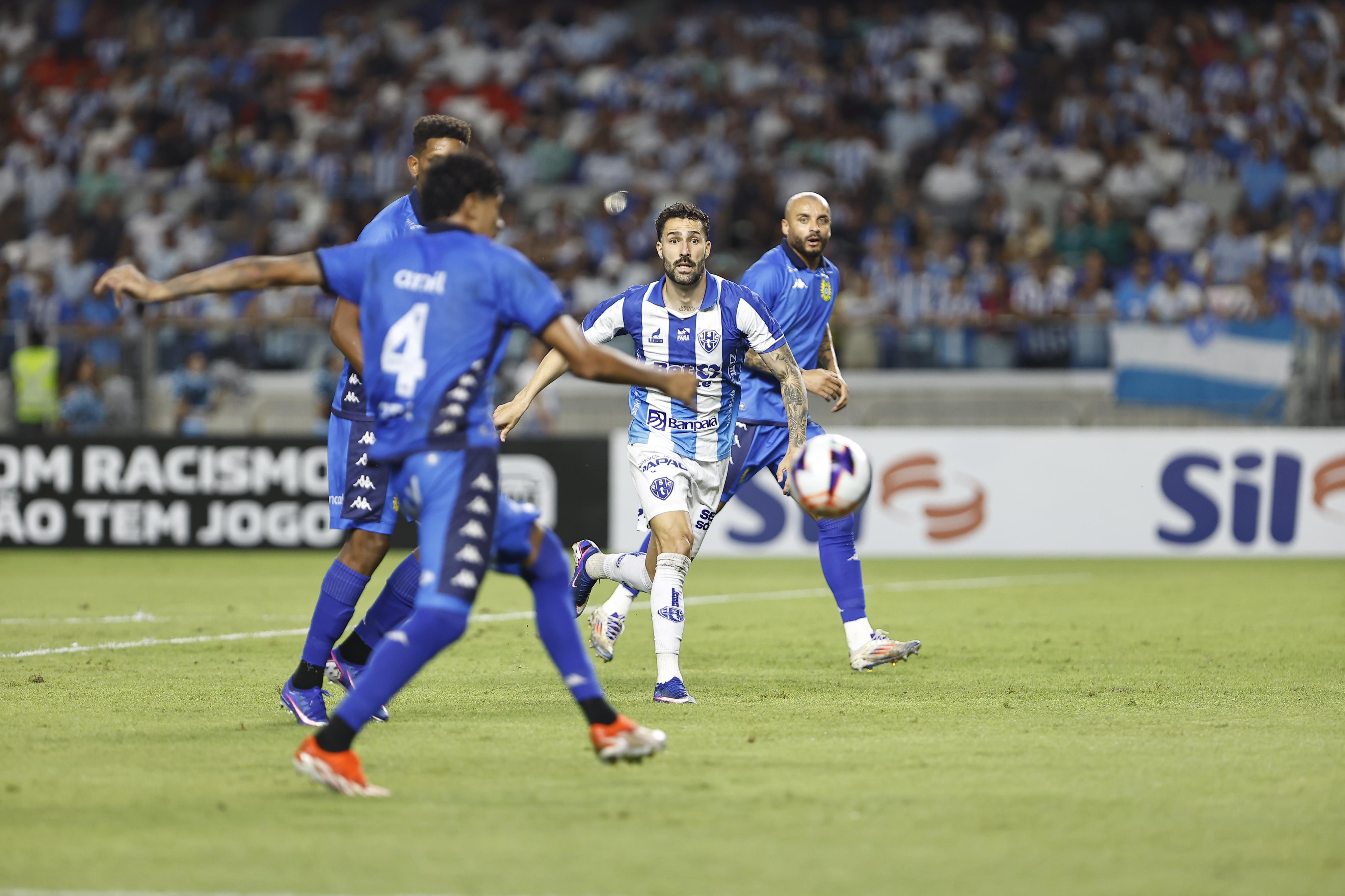 Com vantagem no placar, Paysandu decide título da Copa Norte contra o Nacional-AM
