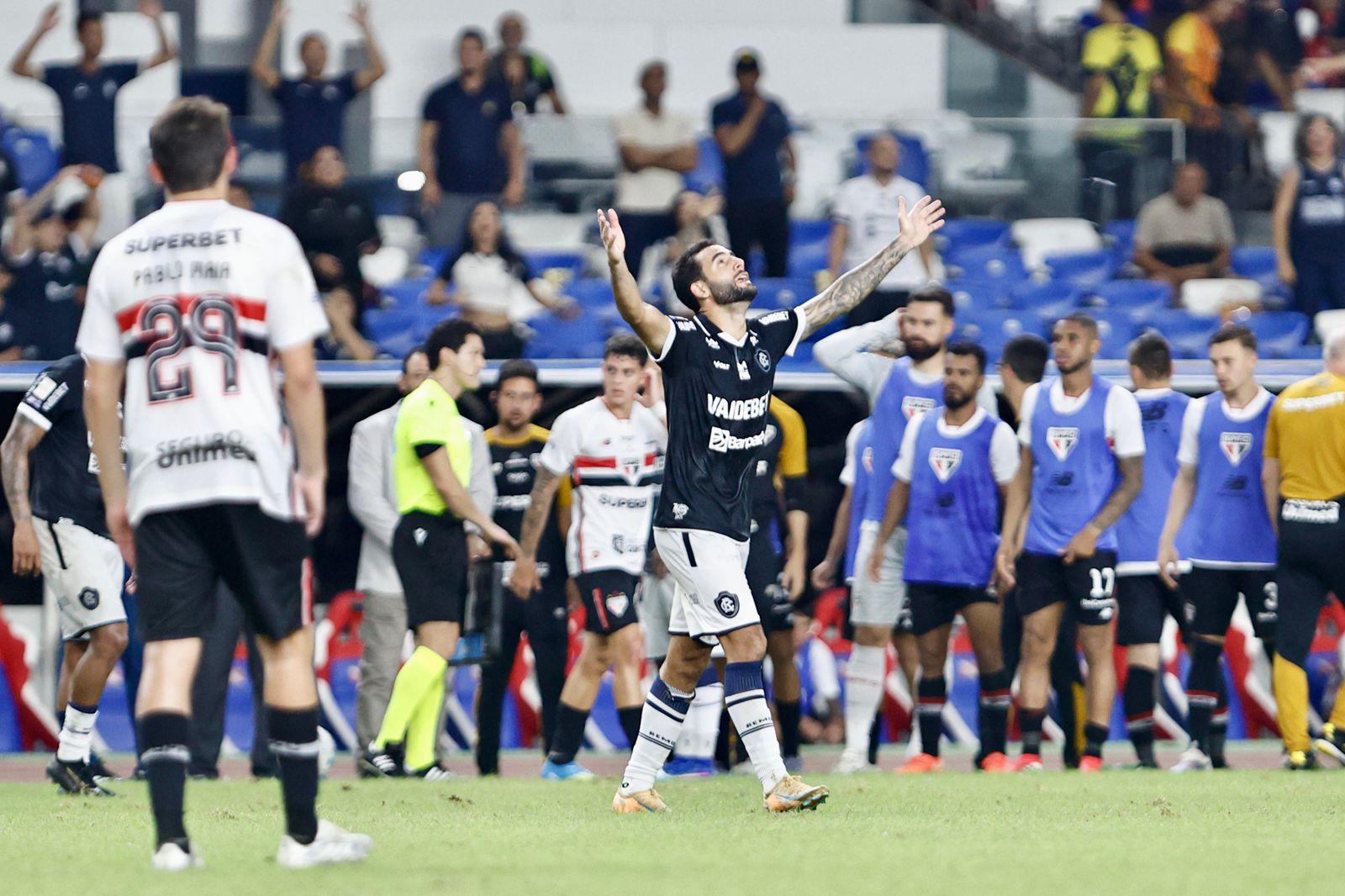 Remo vence o São Paulo com gol no final e respira na briga contra o rebaixamento