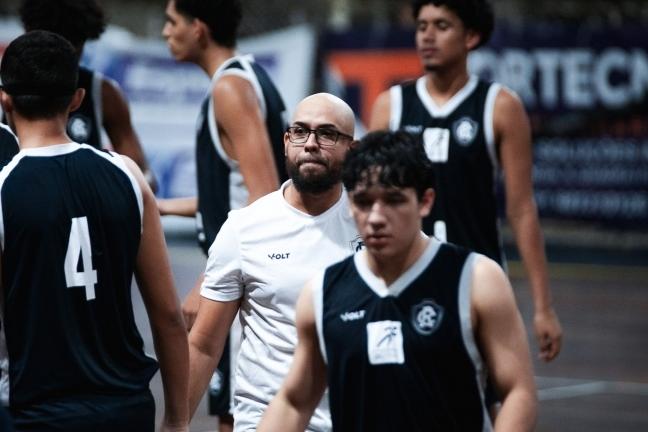Remo pega a Assembleia Paraense na estreia do Campeonato Paraense de basquete
