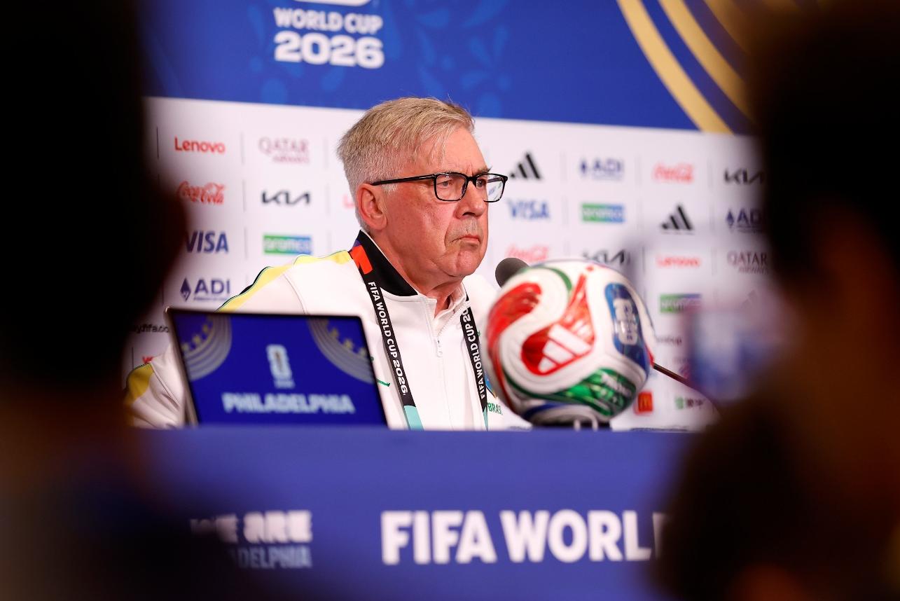 'Um dos melhores do mundo', diz Carlo Ancelotti sobre Raphinha