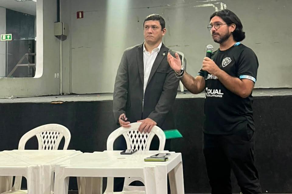 Palestra no Paysandu orienta famílias sobre desafios da formação de jovens atletas