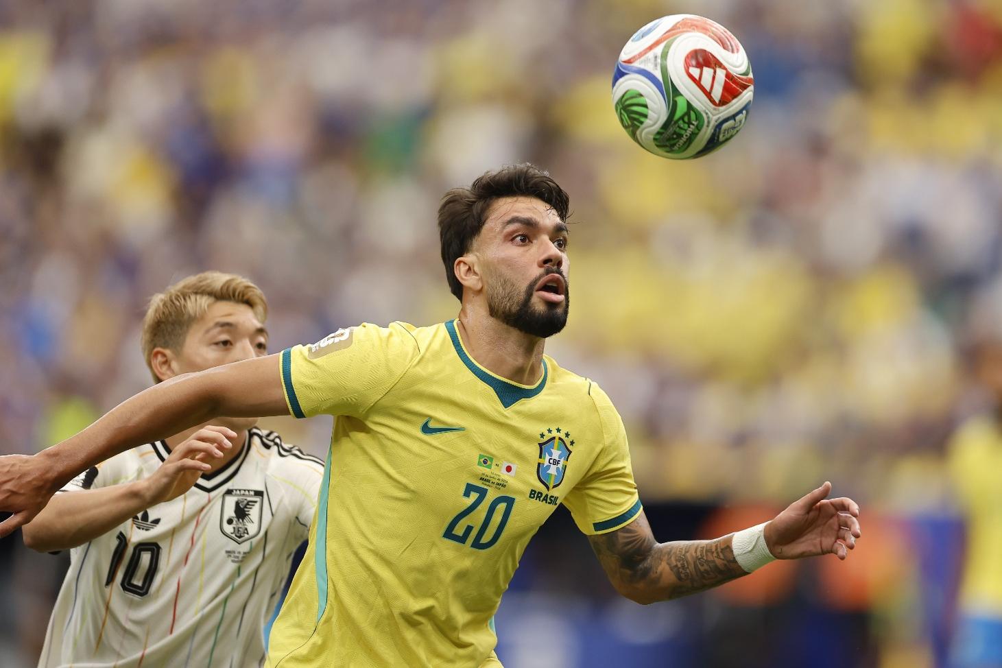 Paquetá sente lesão após vitória do Brasil sobre o Japão e vira dúvida para as oitavas da Copa