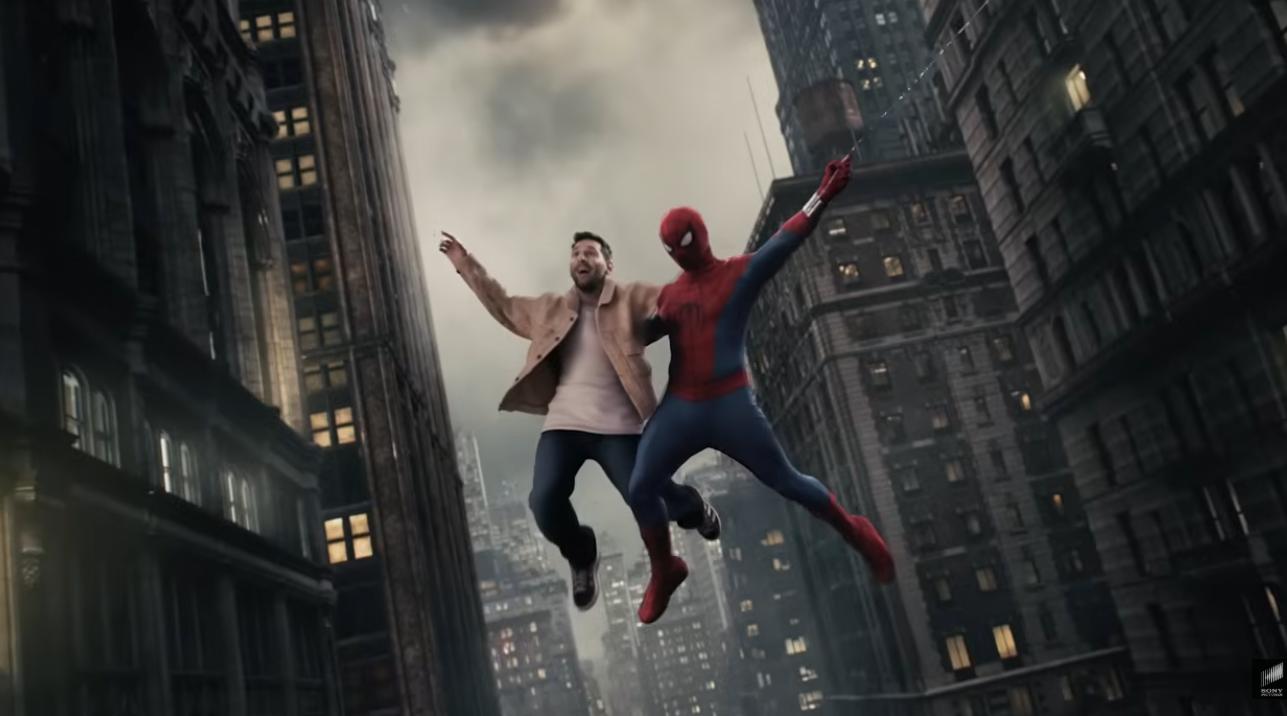 Homem-Aranha leva Messi para sobrevoar Nova York em vídeo de divulgação do novo filme