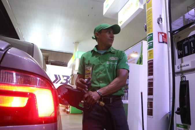 Na região Norte, a gasolina permaneceu estável no Pará e Roraima apresentou o maior preço médio do país