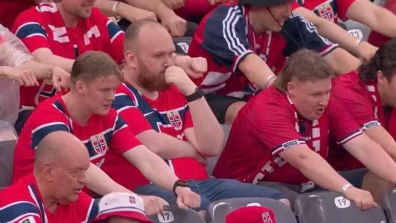 Torcedor norueguês critica 'remada viking' na Copa: 'ideia estúpida'