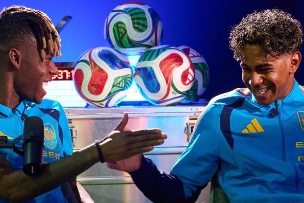 Nico Williams e Lamine Yamal, da Espanha