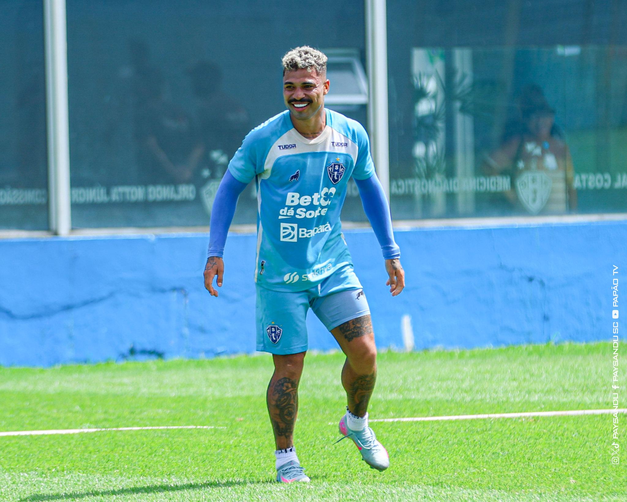 Marcinho vê Paysandu fortalecido para duelo com o Ypiranga e cobra volta do 'DNA' bicolor