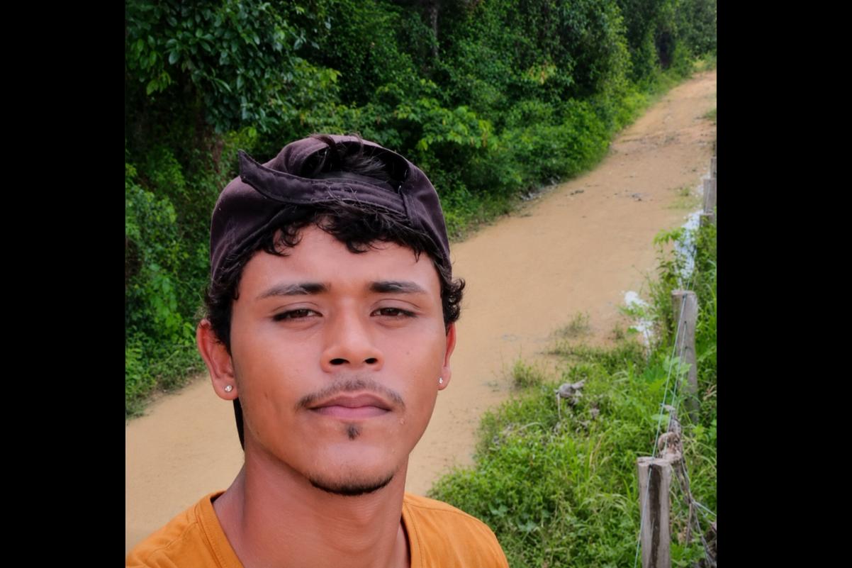Após dias desaparecido, jovem de 18 anos é encontrado morto em terreno de Tailândia.